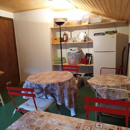 Chardon Bleu Cuisine Coin A Manger Sanitaires Salle D'eau *